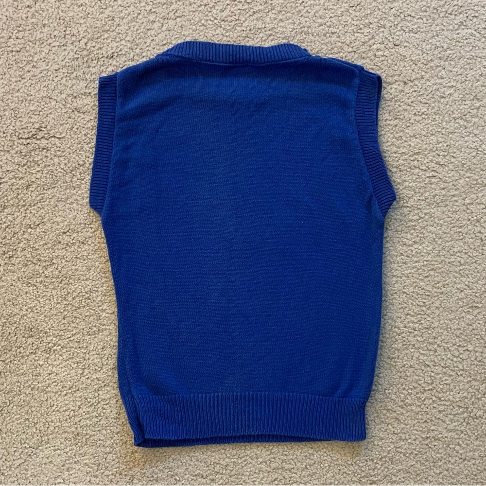 Vintage 1980s Blue sleeveless sweater vest. - Picture 2 of 6